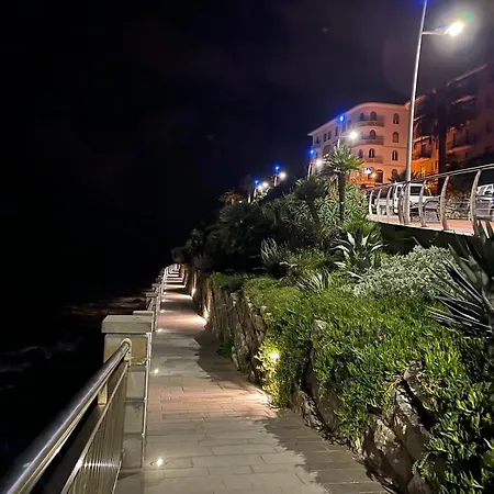 Casa Di Wr * Imperia